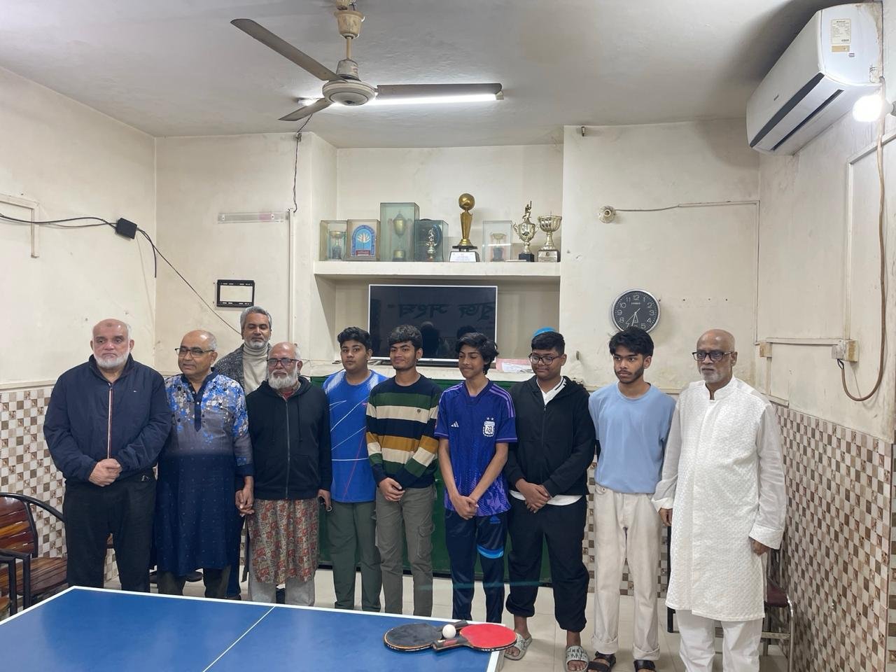 Table Tennis Players with Senior Members of ESS | President's Cup 2025